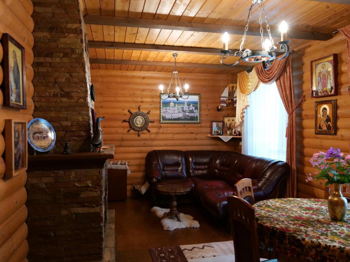 Sadyba Pochayiv Villa Pochaiv Bagian luar foto