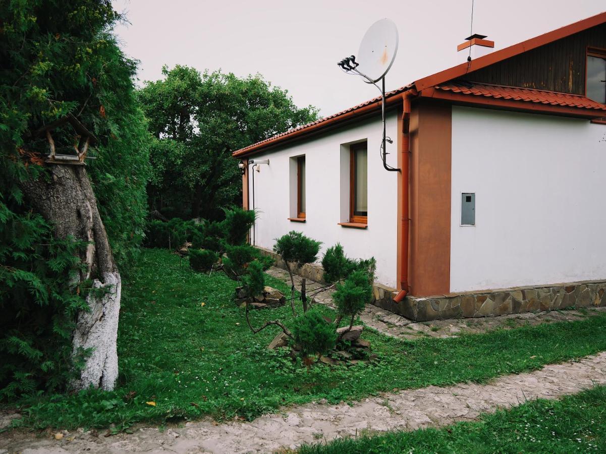 Sadyba Pochayiv Villa Pochaiv Bagian luar foto