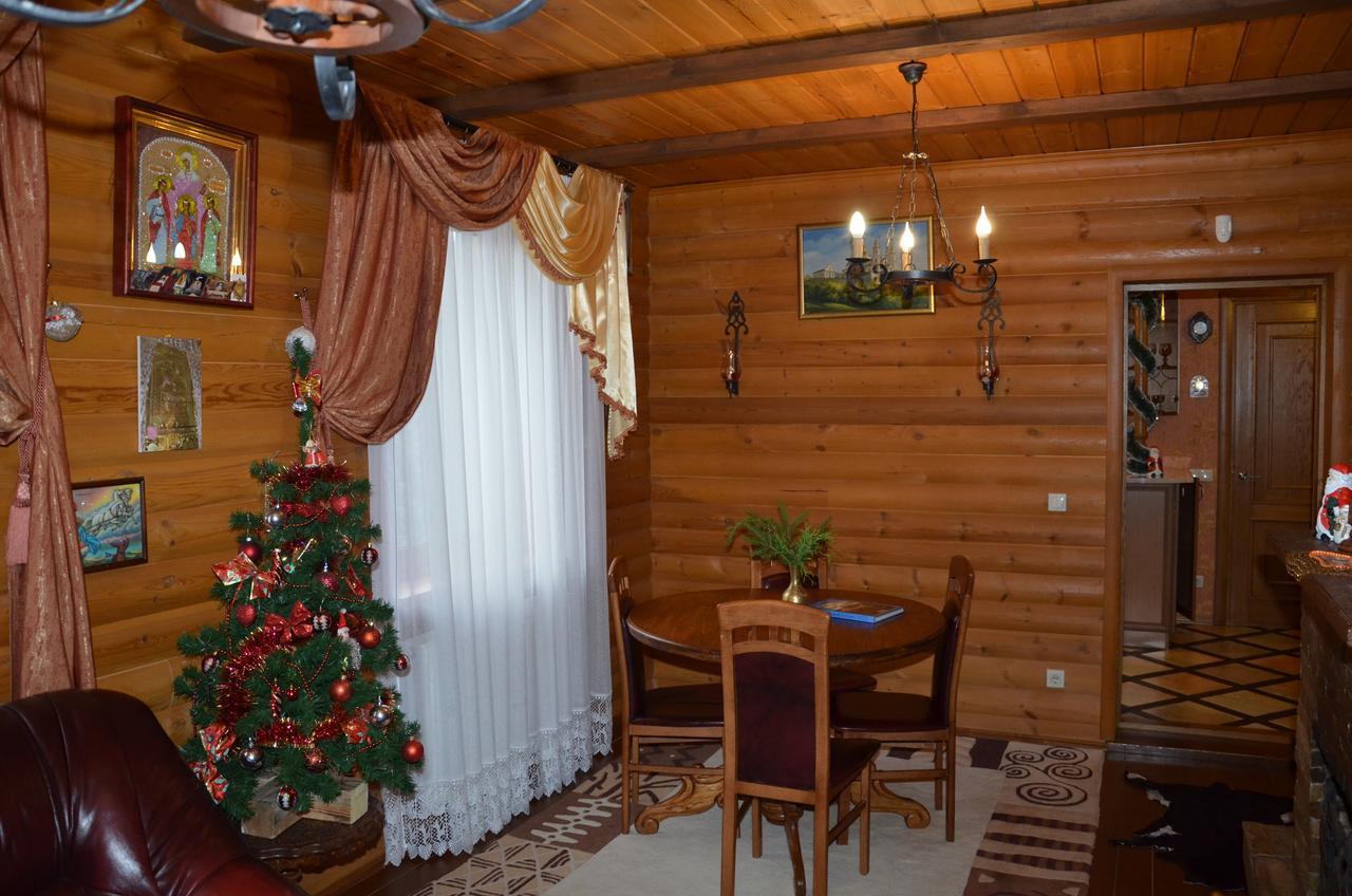 Sadyba Pochayiv Villa Pochaiv Bagian luar foto